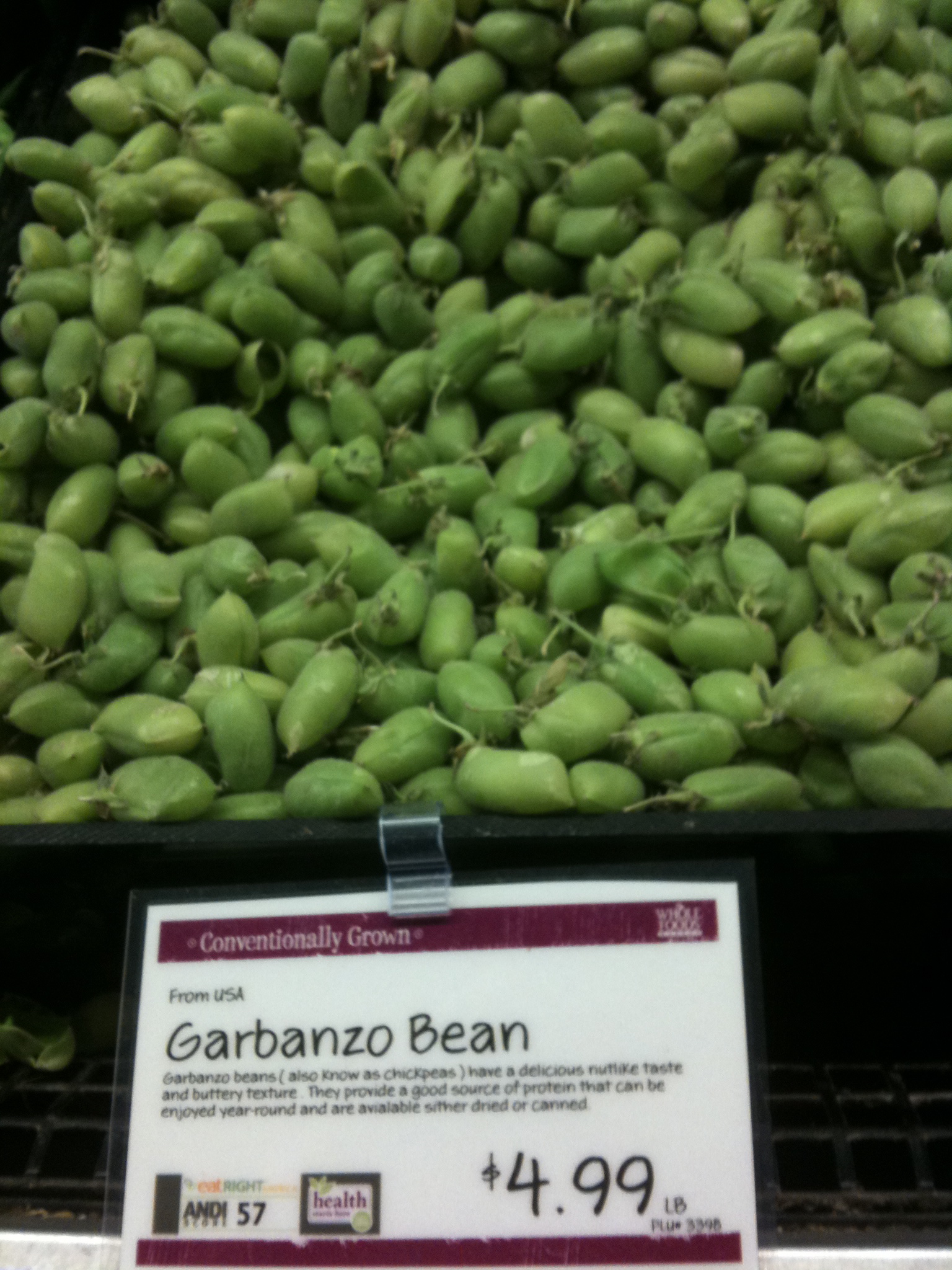 Fresh Garbanzo Bean and Jicama Salad