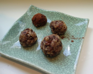 Raw Cacao Truffles – Healthy candy!